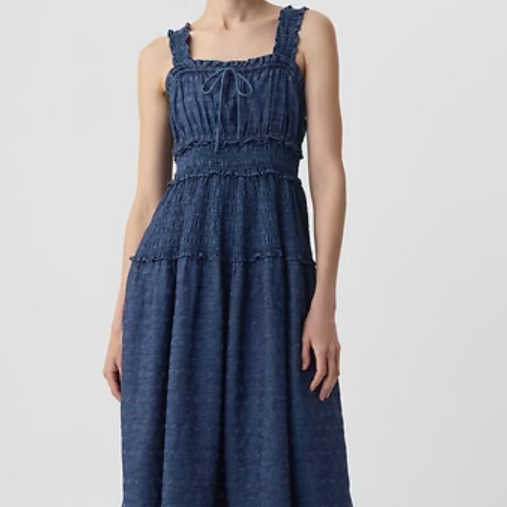 Gap × DÔEN Eyelet Denim Midi Dress